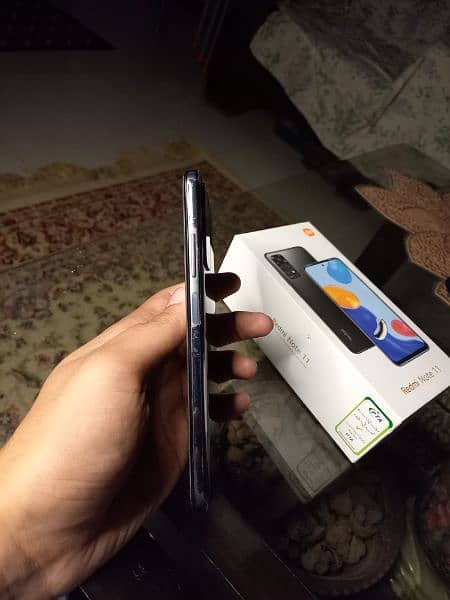 Redmi note 11 4gb 128gb, under warranty 2