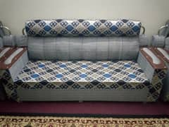5 seater sofa for sale (almost new)