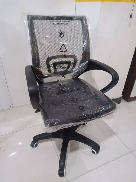 office chair/study Table/mesh Back chair 1