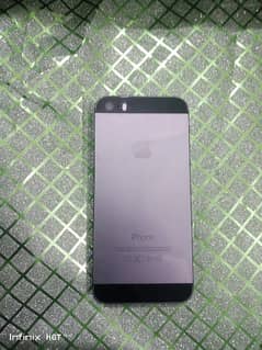 iphones 5 , 5s . . . 6500 ,(,6 , 7 (non pta) 10/10 condition