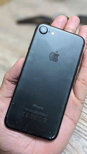 Iphone 7 128GB Pta approved 4