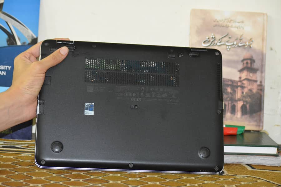 HP EliteBook 745 G4  8th Generation for Sale, Condition 8/10 10