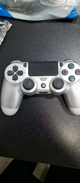 PS4 controller genuine 1