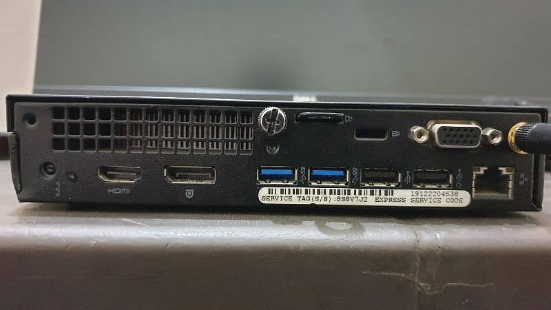 Dell 3040 (Core i5-6th gen) 4