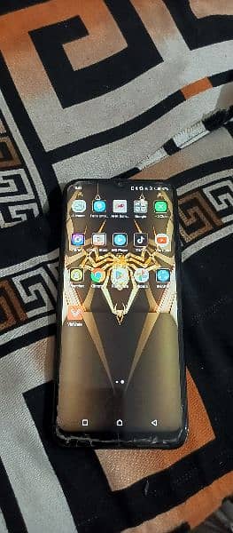 Infinix hot 8 lite 2/32 0