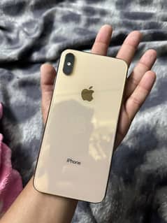iPhone Xs Max 256GB Factory unlocked Gold colour 10/10 condition 0