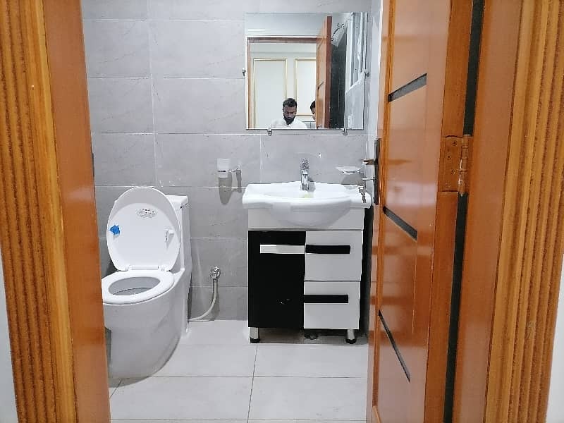 2600 Square Feet Flat In G-11 For rent At Good Location 4