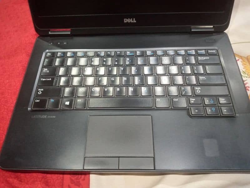 Dell laptop coria 5 4th generation hhd hard 160gb 2