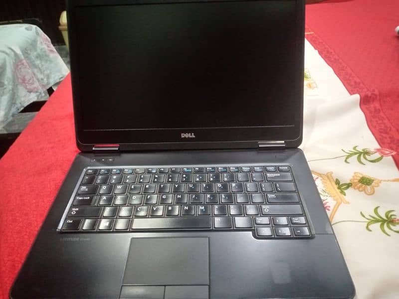 Dell laptop coria 5 4th generation hhd hard 160gb 3
