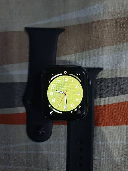 Apple watch SE 2021   GPS-32GB-MAX BH 88% 9/10 condition 100% okay 7