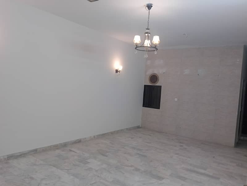 Defence DHA phase 5 badar commercial 3 bed D D apartment 1rst floor family building available for rent 1