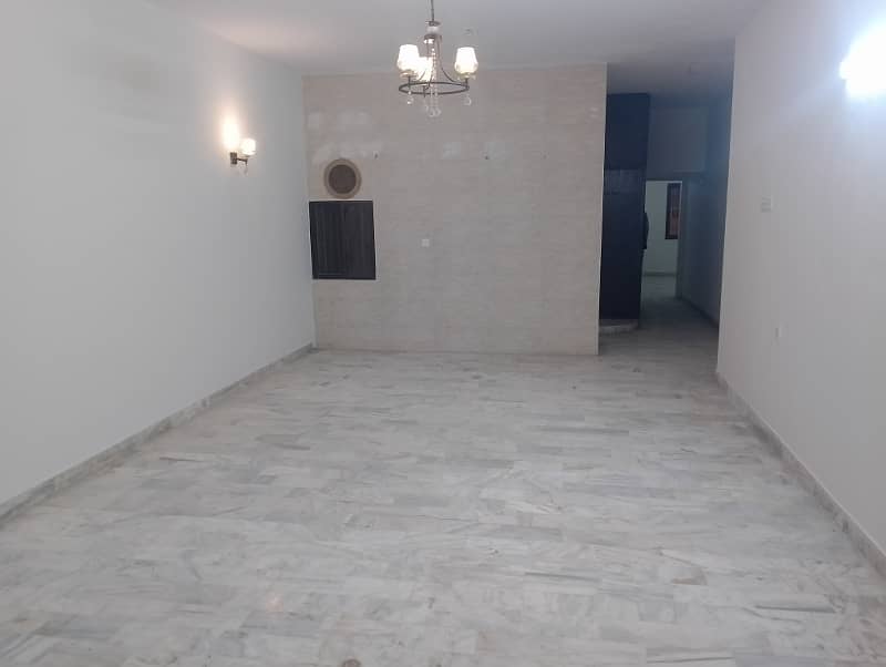 Defence DHA phase 5 badar commercial 3 bed D D apartment 1rst floor family building available for rent 19