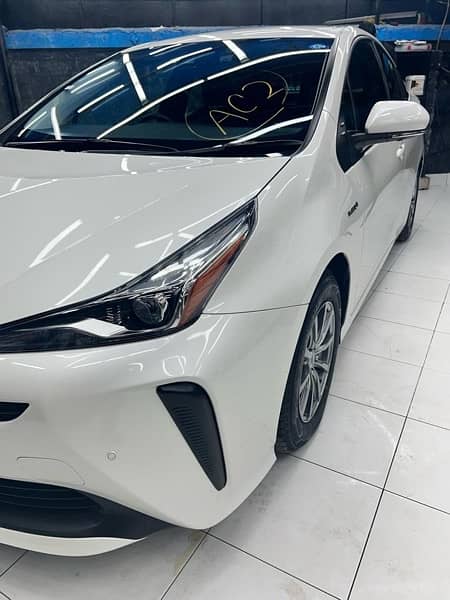 Toyota Premium Prius S 2020/2023 4