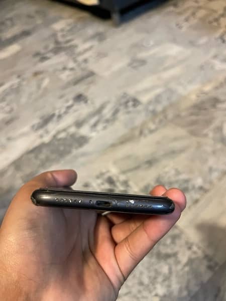 Iphone 11 64gb FU Black Colour 7