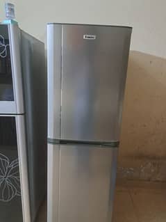 Esquire Refrigerator