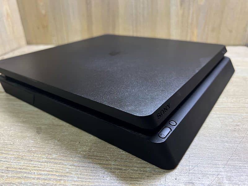 ps4 slim 500gb with 1 game 6