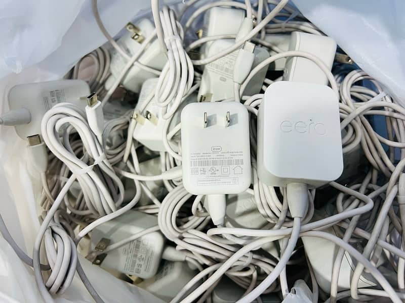 Mooso Eero Docomo All in One 27W Super Fast American Charger 2
