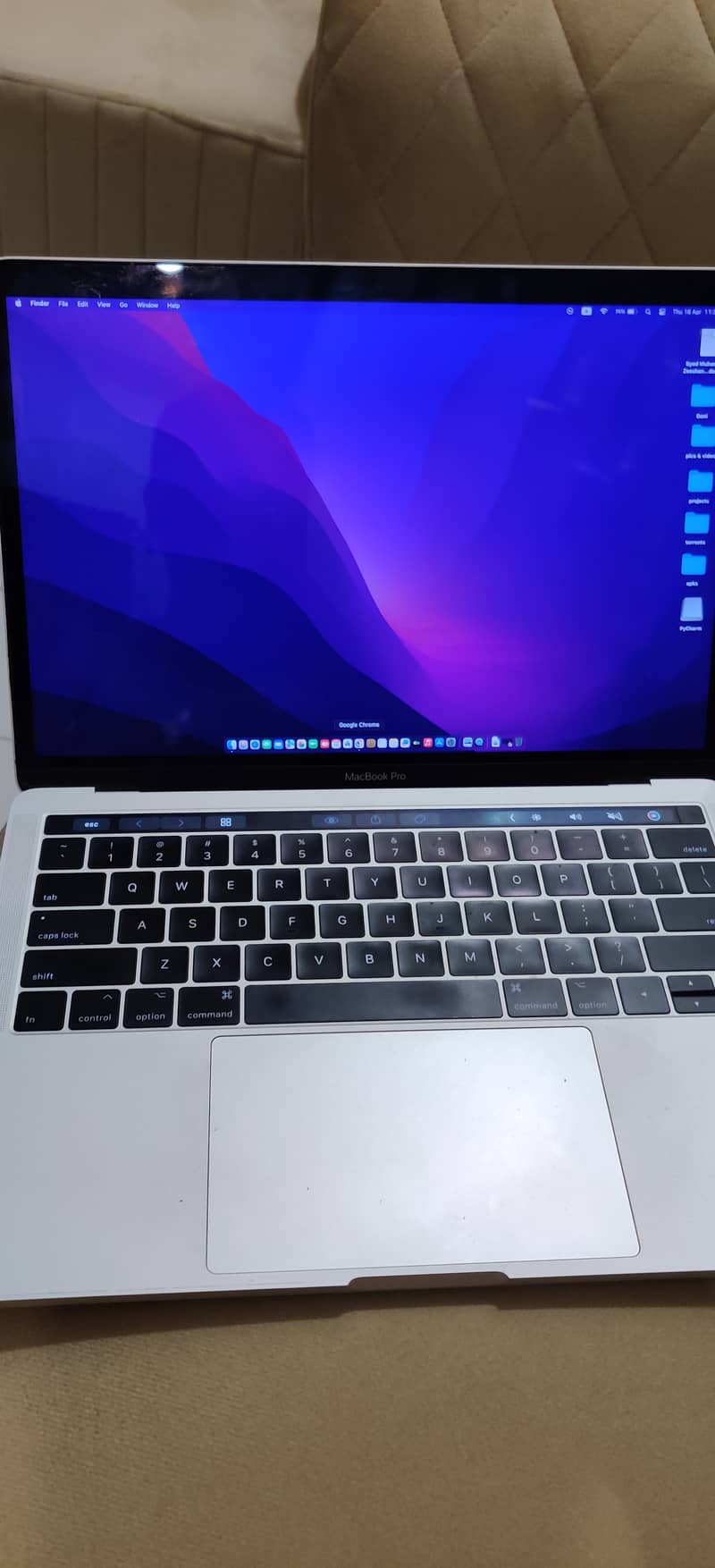 Macbook Pro 2017 13 inch 16 GB 512 GB 8