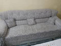 5 seater sofa very good condition