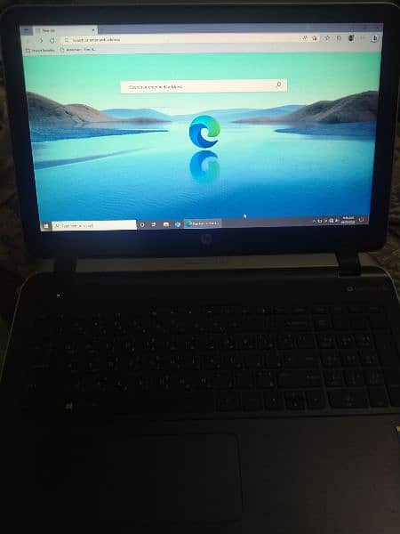 HP Pavilion Laptop 15 i3 Notebook PC - i3-4030U 4