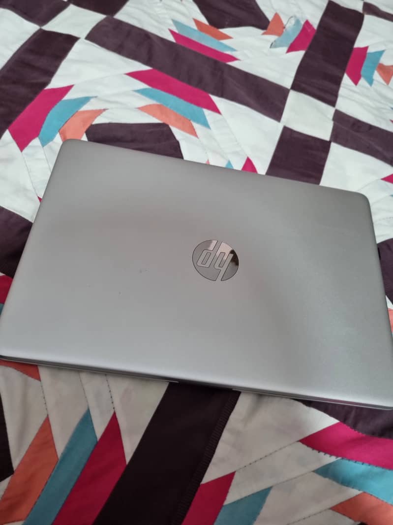 Laptop HP 14-dq2055wm 1
