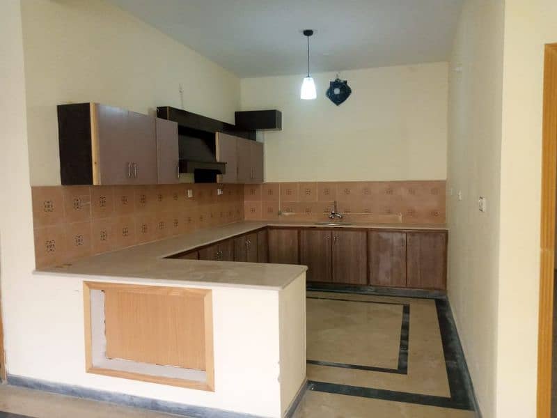 Upper portion for rent 4