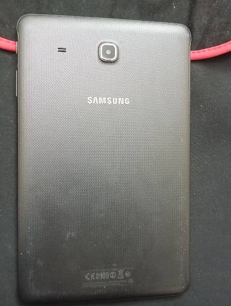 Samsung Galaxy Tab E 0