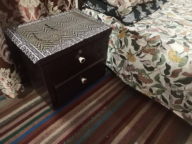 bed dressing side table 5