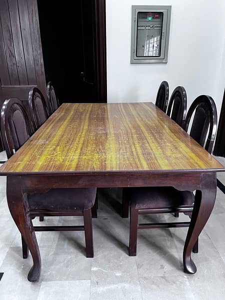 6 Chair wooden dining table newly poshished and polished 3