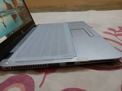 Hp Elitebook 820 G4 (Touch and Type)