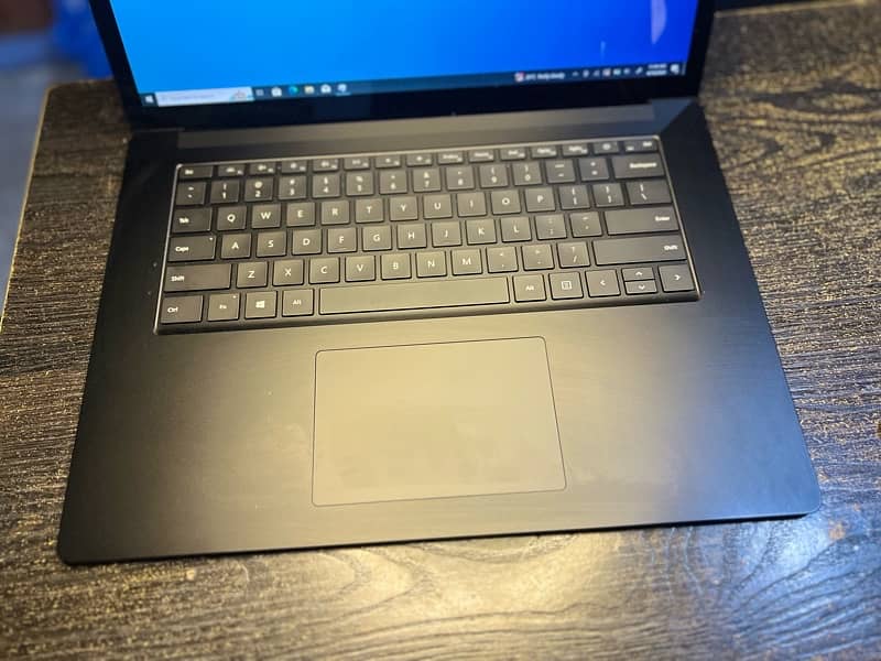 Microsoft Surface Laptop 4 Ci7 11th gen 16/512 2