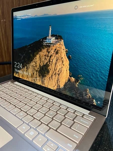 Golden Surface Laptop 3 Ci7 10th 16/512 10