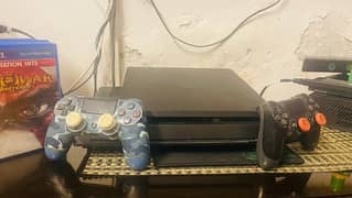 ps4 used 500 gb 7 games and 3 controllers new body