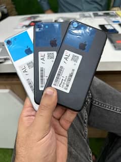 Iphone7 32 Gb water pack non pta 10/10 condition