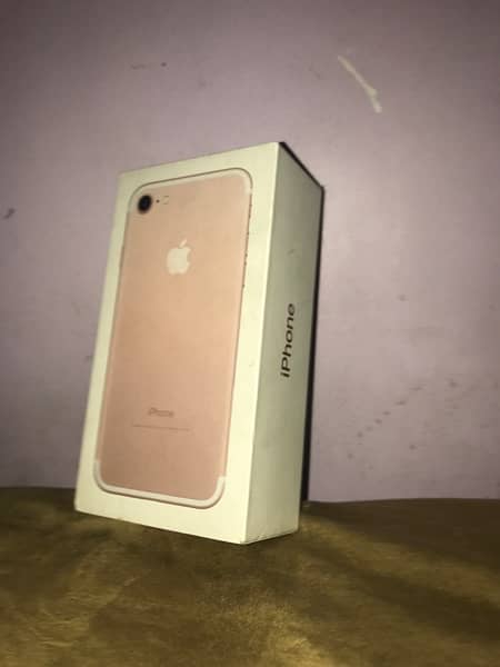 iphone 7 with box 1