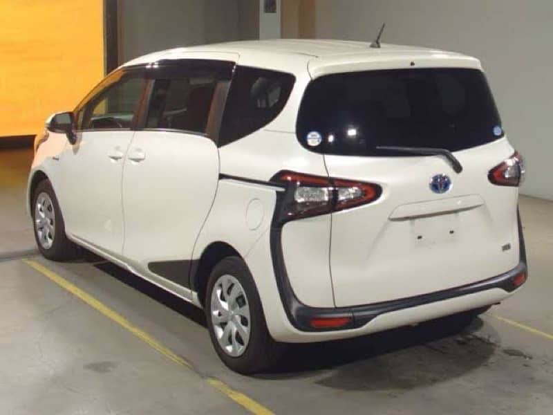 TOYOTA SIENTA 7 SEATER 4 GRADE NON ACCIDENTAL X limited 1