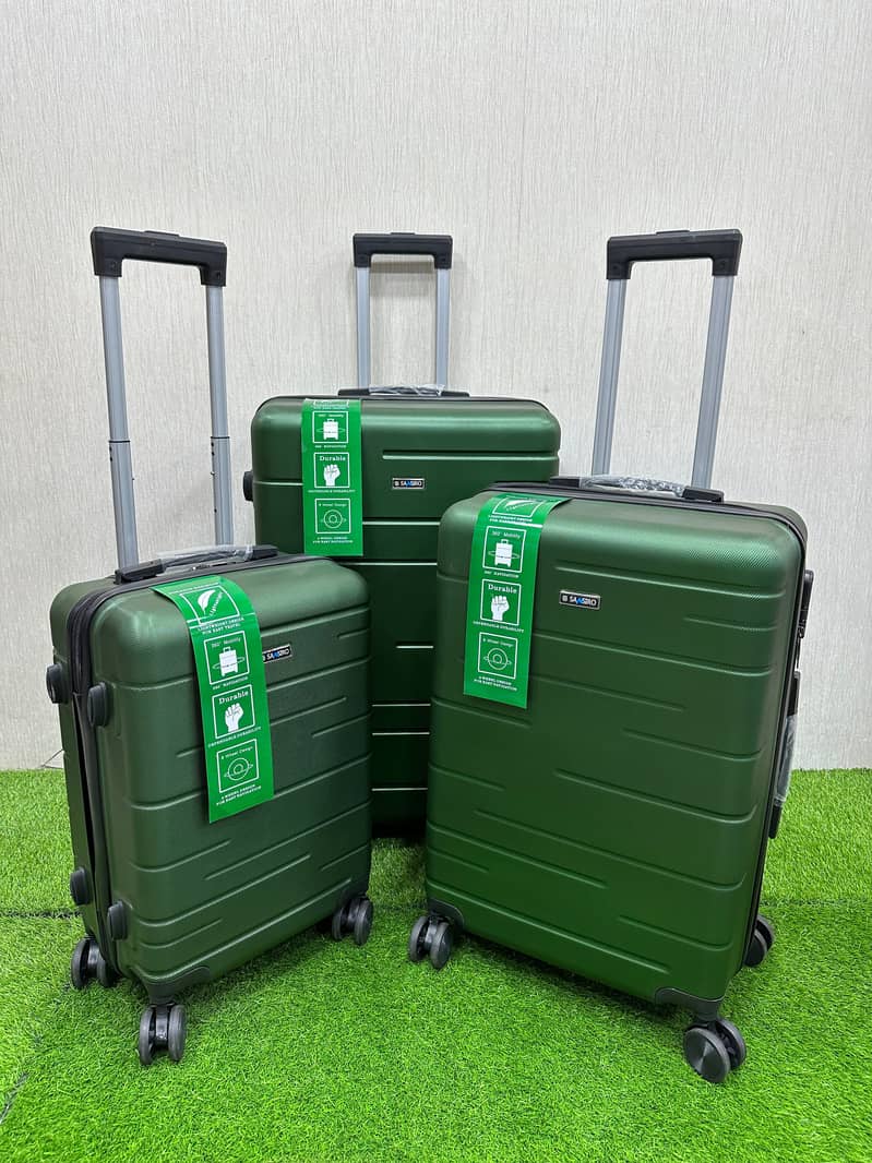 3PCS SET ANDEVERY TYPE OF SUITCASES AVAILABLE ON VERY REASONABLE PRICE 1