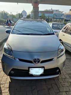 Toyota Prius S LED 2014/2018 1st Owner 0