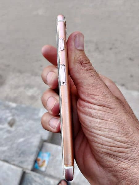 I phone 6s 64gb 10/9 condition with 3
