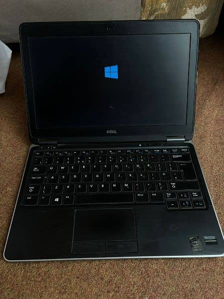 selling my personal laptop with very reasonable price,lets deal in ib 3