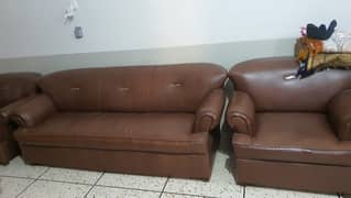 7 seater heavy weight new condition sofa set