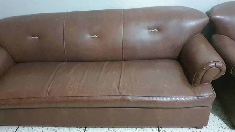 7 seater heavy weight new condition sofa set 1