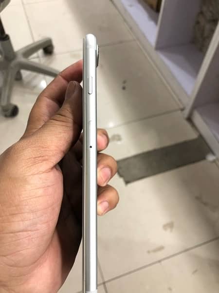 iphn 7 plus 128gb pta approved 11