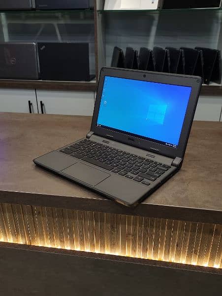 Dell Laptop 11 P22T Windows 10 1