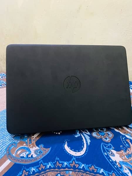 HP laptop 5th generation Cor i5 4