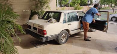 1989 VOLVO 740GLE SALOON WITH/WITHOUT ENGINE