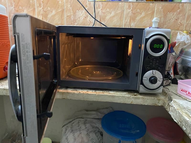 Haier Convection Microwave oven 10