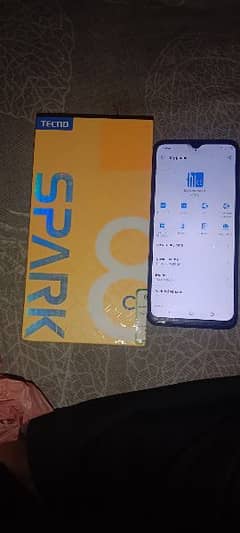 TECNO SPARK 8C 10 by 10 candistion BOX WITH CHARGER 3+1 RAM 64 BILTAN