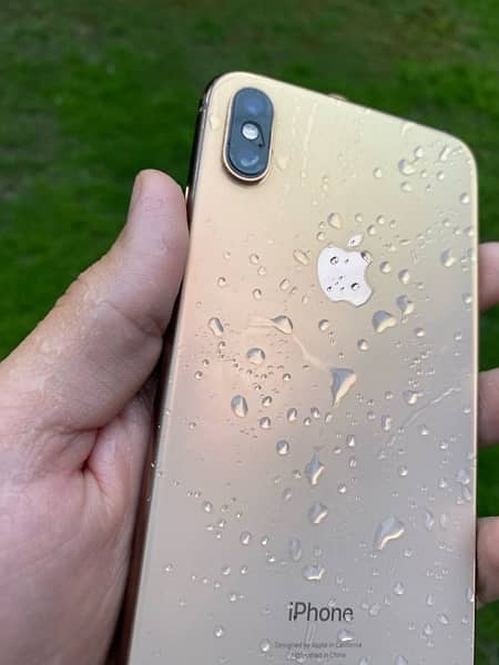 iPhone XS Max Golden 256gb PTA APPROVED 7