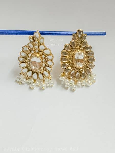 Handmade Kundan Earrings For Fashionable Look 2